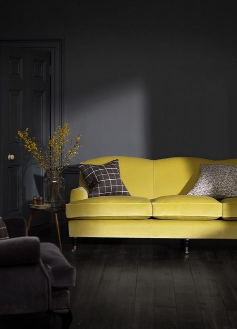 graphite living room with a sunny yellow sofa for an accent Dark Living Room Decor, Dark Living Room Ideas, Moody Living Room, Yellow Couch, Dark Living Rooms, Yellow Sofa, Living Room Sofa Set, Black Living Room, Yellow Living Room