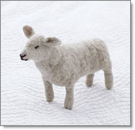 needle felted sheep Felted Sheep, Sheep Crafts, Felt Finger Puppets, Needle Felting Diy, Felting Wool, Needle Felting Tutorials, Sheep And Lamb, Wool Projects, Felting Tutorials