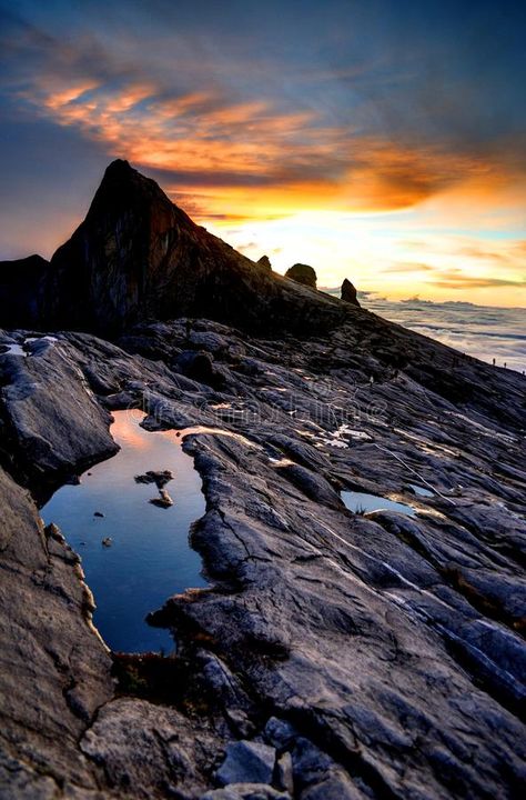 Mount Kinabalu. Near Low s Peak, about 3900m. This is sunrise #Sponsored , #PAID, #AFFILIATE, #Kinabalu, #Peak, #sunrise, #Mount Mt Kinabalu, Kinabalu Park, Borneo Travel, Mount Kinabalu, Hiking Adventures, Malaysia Travel, Putrajaya, To Infinity And Beyond, Macau