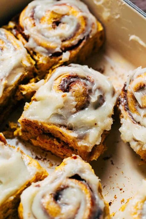 Easy Pumpkin Dessert Recipes, Pumpkin Dough, Easy Pumpkin Recipes Desserts, Vanilla Bean Cream, Butternut Bakery, Easy Pumpkin Dessert, Fluffy Cinnamon Rolls, Cinnamon Rolls Easy, Pumpkin Cinnamon Rolls