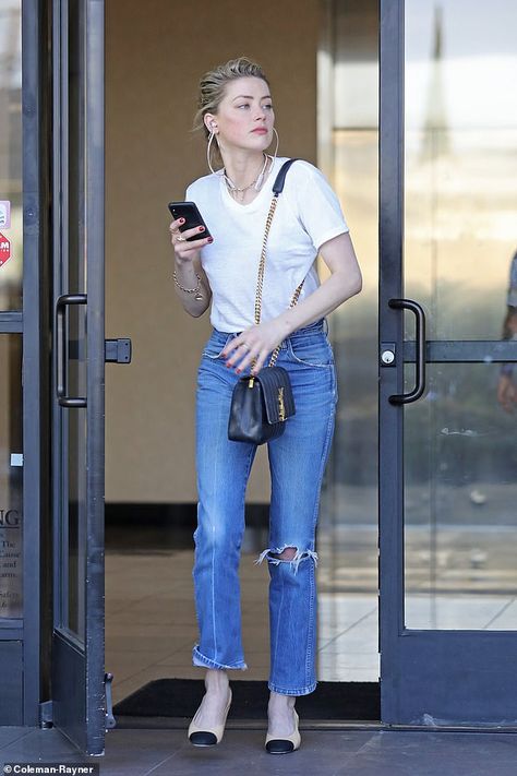 Amber Heard Fashion, Amber Heard Casual, Amber Heard Style, La Summer, جوني ديب, Dramatic Classic, Pop Lyrics, Style Muse, Outfit Jeans