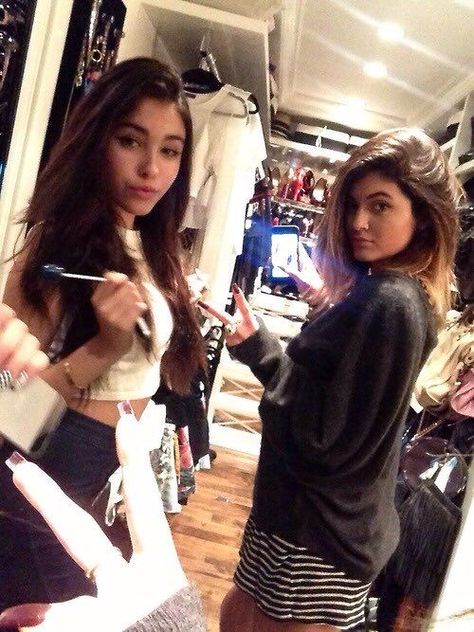 madison beer and kylie jenner Tumblr Girly Aesthetic 2013, 2010s Aesthetic, 3 Strikes, Pink Tumblr Aesthetic, Girls Tumbler, Super Rich Kids, Zoella, Cali Girl, King Kylie