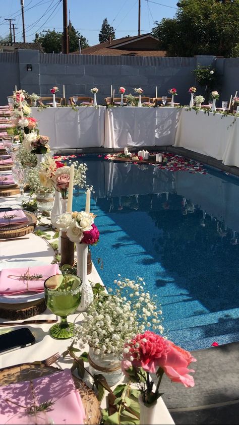 Bridal Shower Pool Party Decor, Backyard Bridal Shower Set Up, Bridal Shower Backyard Decorations, Bridal Shower In Backyard, Backyard Pool Bridal Shower Ideas, Bridal Shower Ideas Pool Party, Bridal Shower Pool Decorations, Bridal Shower By The Pool, Backyard Bridal Shower Ideas Summer