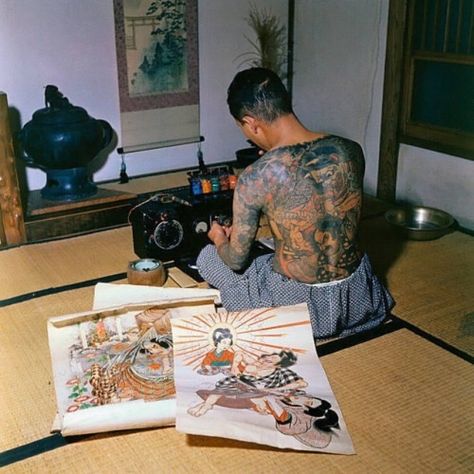 Martial Arts Tattoos, Japanese Tattoo Artist, Tattoo Japanese, Yakuza Tattoo, Irezumi Tattoos, Traditional Japanese Tattoos, Asian Tattoos, Japan Tattoo, Japanese Tattoo Art