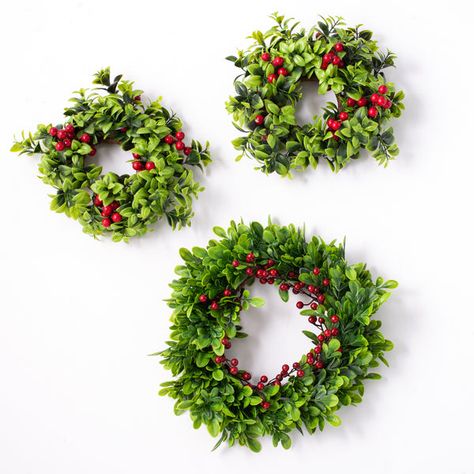 Candle wreath centerpiece