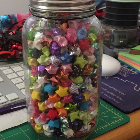 Paper Star Jar Ideas, Paper Stars Jar Aesthetic, Origami Stars Aesthetic, Paper Stars Jar, Bukubuku Stars, Paper Stars Aesthetic, Origami Aesthetic, Big Jar, Paper Flower Art