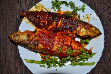 Mackerels should be called king of fish as they taste great. Mackerel tawa fry is mangalorean fish fry . I have given a small twist to... Fish Fry Recipe Indian, Pomfret Recipe, Indian Fish Recipes, Afghan Food Recipes, Sardine Recipes, Goan Recipes, Fried Fish Recipes, Fish Fry, Fish Curry