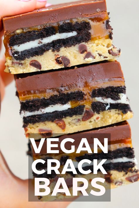 Vegan 7 Layer Bars, Vegan Dessert Christmas, Layered Bars, Vegan Baked Goods, Vegan Dessert Bars, Vegan Cookie, Vegan Baking Recipes, Vegan Cookie Dough, Vegan Baked