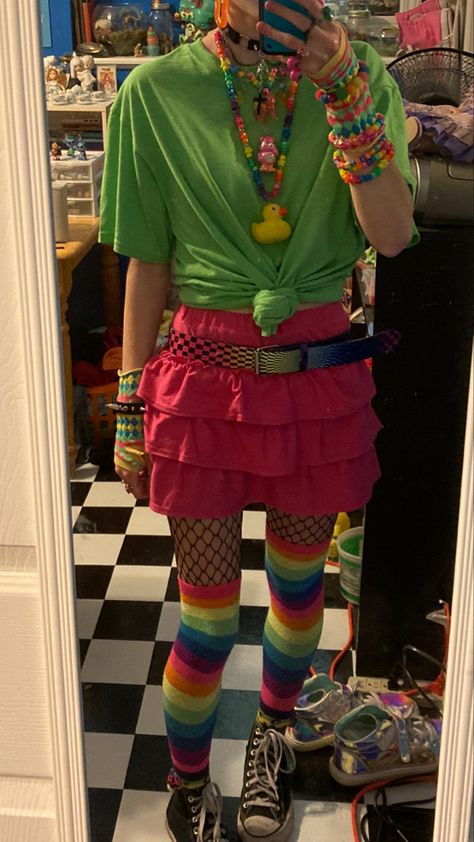 Rainbow Clown Outfit, Rainbow Alt Outfits, Ravecore Outfits, Nostalgiacore Outfit, Rainbow Core Outfit, Scenecore Outfit, Decora Kei Fashion, Goth Kidcore, Decora Outfits