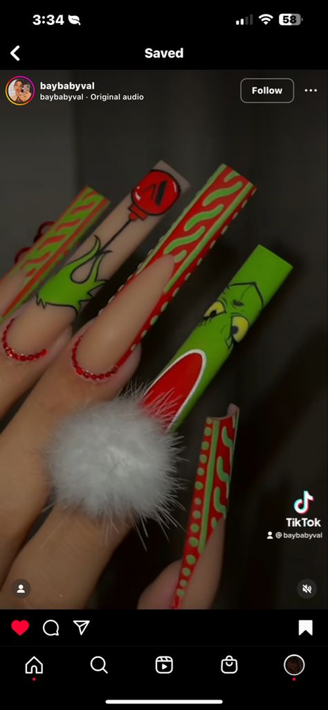 Grinch Stilleto Nails, Grinch Nails Designs Step By Step, Long Square Nails Christmas, Baddie Nails Christmas, Christmas Nails The Grinch, The Grinch Nail Designs, Christmas Nails Long Stiletto, Exotic Christmas Nails, Gingerbread Man Nails Design