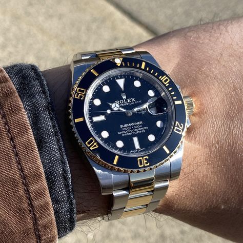 Stylish Watches Men, Stylish Watches, Luxury Watches For Men, Dive Watches, Rolex Submariner, Luxury Watch, Rolex Watches, Luxury Watches, Rolex