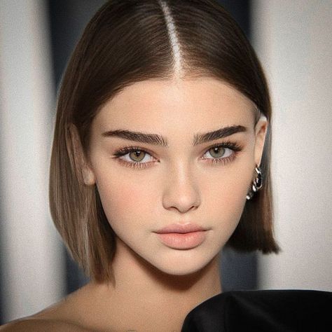 Madison Beer Short Hair, Square Bob Haircut, Square Bob, Hair Dye Color Ideas, Kendall Jenner Face, Classic Bob Haircut, Wedding Hair Colors, Classic Bob, Asian Short Hair