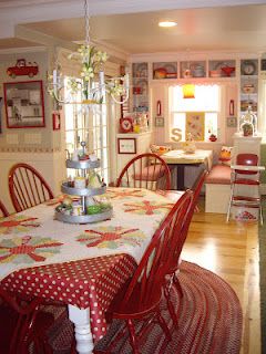 Love the red, greens, blues and golds. Red Chairs, Red And White Kitchen, Red Cottage, Cottage Kitchens, Kitchen Farmhouse, Cozy Kitchen, Red Kitchen, Chic Kitchen, Interior Modern