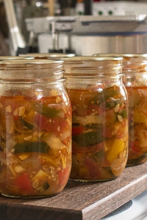 Delicious & Easy to Can Ratatouille - Use Up Your Harvest Ratatouille Recipe For Canning, Canning Ratatouille Recipe, Eggplant Canning Recipes, Canned Eggplant Recipes, Canned Eggplant, Soup To Can, Canned Vegetable Recipes, Preserving Eggplant, Canning Eggplant