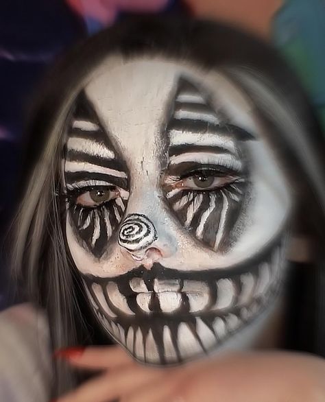 🤡Flip the switch and let the cauldron bubble!🤡 #halloweenmakeup #halloween #makeup #halloweencostume #makeupartist #mua #horror #spookyseason #makeupideas #spooky #happyhalloween #scary #art #halloweenmakeupideas #creativemakeup #october #facepaint #daysofhalloween #creepy #horrormakeup Haunted House Makeup, Mime Makeup, Horror Make-up, The Cauldron, Scary Art, The Switch, Facepaint, Creative Makeup, Haunted House