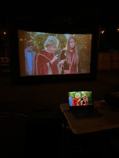 Halloween, halloweentown, halloweentown movie, movie marathon, projector, watch party, disney, disney original movie, fall, fall favorites, trendy fall events Movie Marathon Aesthetic, Halloweentown Movie, Marathon Aesthetic, Halloween Town Movie, Disney Original Movies, Fall Bucket List, Fall Events, Movie Marathon, Watch Party