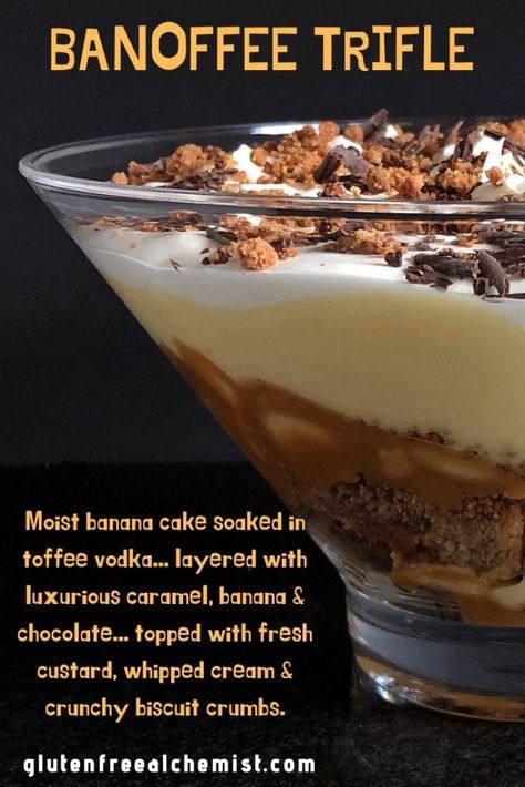 Banoffee Trifle Recipes, Chocolate Banana Trifle, Banoffee Trifle, Mini Trifle Desserts, Toffee Vodka, Banana Trifle, Amazing Christmas Desserts, Banoffee Cheesecake, Desserts Pudding