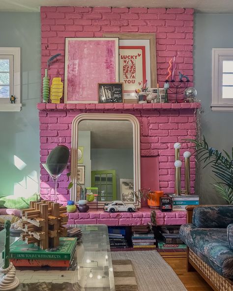 Instagram Colorful Eclectic Home, Maximalist Interior, Bachelorette Pad, Lounge Room, House Inspo, Dream Room, Future House, Home Deco, Living Decor