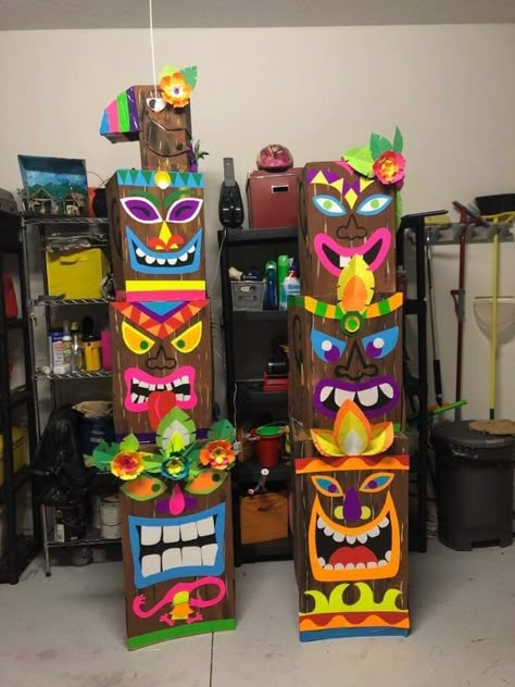 Tiki Backdrop Ideas, Island Theme Party Decorations Diy, Cardboard Tiki Totem, Luau Centerpiece Ideas Diy, Tiki Bar Party Ideas, Tiki Graduation Party Ideas, Diy Totem Pole Ideas, Tiki Totem Diy, Tiki Boxes Diy