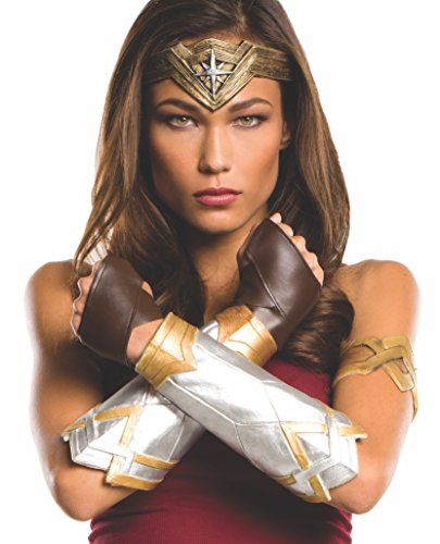 Baby Wonder Woman, Superman Halloween, Wonder Woman Accessories, Wonder Woman Halloween Costume, Amazon People, Gangster Costumes, Superman Costume, Woman Costumes, Female Ninja