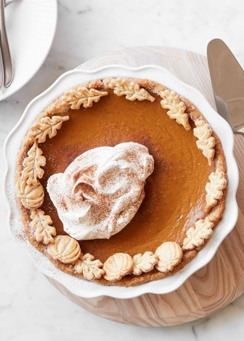 Ultimate Pumpkin Pie with Rum Whipped Cream #inagarten #barefootcontessa Holiday Pie, Dinner Party Desserts, Best Pumpkin Pie, Easy Pumpkin Pie, Maple Cream, Best Pie, Pumpkin Pie Recipes, Best Pumpkin, Pie Dough