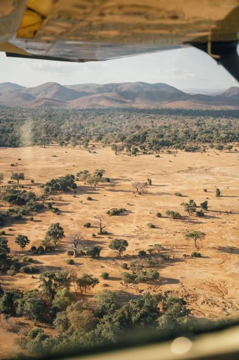 Zambia Aesthetic, Zambia Safari, Camping Books, Zambezi River, Austria Travel, Victoria Falls, Nature Conservation, Before Sunrise, African Countries