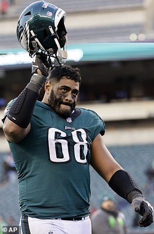 Jordan Mailata, Nfl Championship Rings, Australian Rugby League, Philadelphia Eagles Wallpaper, Eagles Football Team, Nfl Wives, Michael Oher, Lane Johnson, Oscar Winning Movies