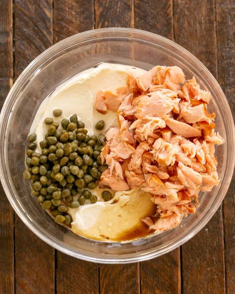 Salmon Appetizer Recipes, Salmon Dip Recipes, Smoked Salmon Appetizer, Salmon Dip, Smoked Salmon Dip, Smoked Salmon Recipes, Party Appetizer, Party Food Appetizers, Smoked Salmon