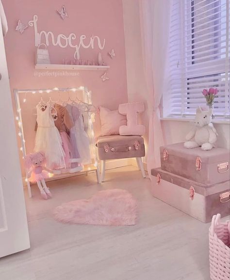 Princess Themed Bedroom, Princess Theme Bedroom, Bedroom Princess, Girls Princess Bedroom, Girly Bedroom Decor, Striped Room, Room Redesign, Themed Bedroom, Pink Bedrooms