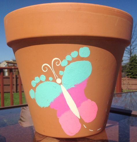 Kids Butterfly Footprint Flower Pot Craft Mothers Day Crafts For Grandma, Crafts For Grandma, Diy Mothers Day Crafts, Grandma Diy, Diy Gifts For Grandma, Diy Mothers Day, Pot Diy, Diy Mother's Day Crafts, Footprint Crafts