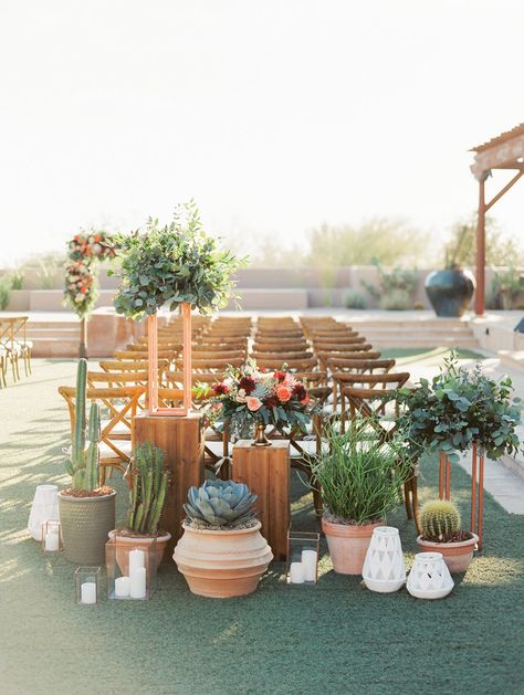 Desert Ceremony Decor, Succulent Wedding Aisle Decor, Desert Theme Wedding, Terra Cotta Wedding, Outdoor Wedding Ceremonies, Floral Designs Arrangements, Hydrangea Bouquet Wedding, Western Glam, Lush Wedding