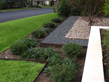 Love the use of rocks and levels Edging Landscape, Steel Edging Landscape, Metal Landscape Edging, Metal Garden Edging, Steel Edging, Modern Landscape Design, Front Landscaping, Landscape Edging, Lawn Edging