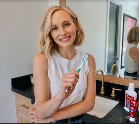 As most of you might already know, I've been using @Colgate Optic White High Impact toothpaste for almost a year now! It is my favorite way… Candace Accola, Candace King, Colgate Optic White, Legacies Cast, Candice Accola, Candice King, Famous Actors, Caroline Forbes, Hair Blonde