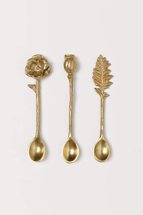 H&M - 3-pack Spoons - Gold Kitchenware Shop, Gold Spoon, H&m Home, Gift Card Shop, Home Collections, Spoons, World Of Fashion, Kitchen Accessories, Colorful Art