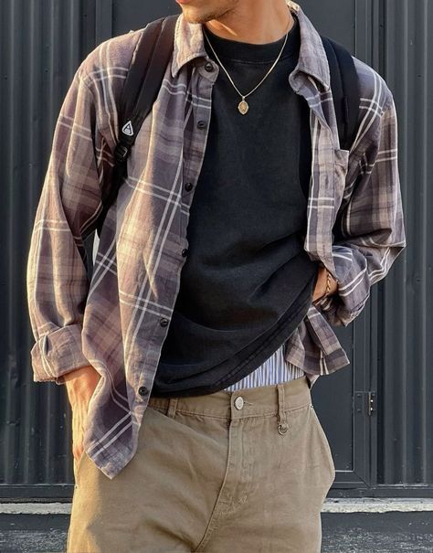 Flannel Layering Outfits Men, Downtown Men Aesthetic, Layering Flannel Outfit, Slim Men Style Outfit, Mens Layering Outfits, Boyfriend Fits, Flannel Outfits Men, Outfits For Guys, Mens Smart Casual Outfits