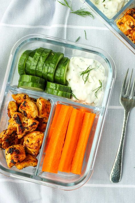 Cold Lunch Healthy, Protein Box Lunch, Diy Protein Box Ideas, Protein Boxes For Lunch, Snack Box Ideas For Adults, Starbucks Protein Box Diy, Protein Lunch Box Ideas, Protein Box Ideas, Work Lunches Healthy