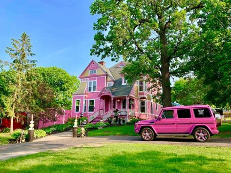 Hudson Wisconsin, Airbnb House, Pink Castle, Airbnb Rentals, Victorian Mansions, Lakefront Homes, Pink House, Princess House, Earthship