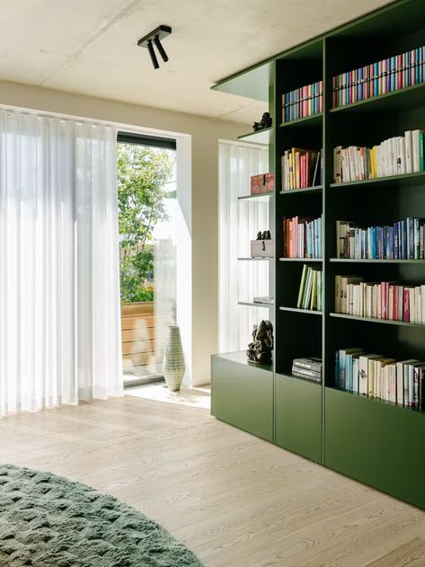 Photo 2 of 17 in A Big Green Box Adds Flair and Function to an Open-Plan Berlin Apartment - Dwell Farnsworth House, Marble Detail, Berlin Apartment, Light Hardwood, Light Hardwood Floors, Green Box, Kitchens And Bedrooms, Design Del Prodotto, Design Strategy