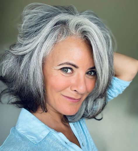 Salt and Pepper Reverse Ombre Bob Grey Brown Hair, Grey Bob Hairstyles, Reverse Ombre, Gray Balayage, Ombre Bob, Salt And Pepper Hair, Gorgeous Gray Hair, Grey Hair Inspiration, Professional Hair Color