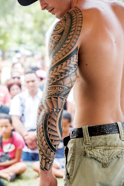 Tattoo Sleeve Themes, Military Sleeve Tattoo, Maori Tattoo Arm, Polynesian Tattoo Sleeve, Quarter Sleeve Tattoos, Geometric Sleeve Tattoo, Polynesian Tattoo Designs, Maori Tattoo Designs, Samoan Tattoo