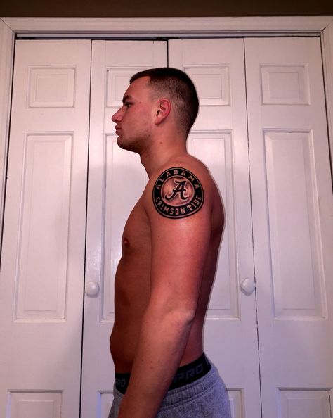 Alabama shoulder tattoo, ROLL TIDE ROLL🐘🐘🐘 Alabama Tattoo Ideas, Alabama Tattoos, Arm Tattoos Lettering, Brian Dawkins, Roll Tide, Tattoo Lettering, Shoulder Tattoo, Polynesian Tattoo, Arm Tattoo