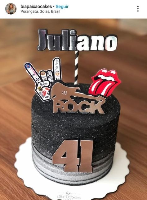 Crow Cake, Bolo Rock, Rock And Roll Birthday, Rock Cake, 2 Birthday Cake, Party Rock, Roll Cake, 50th Birthday Party, Cake Decorating Techniques