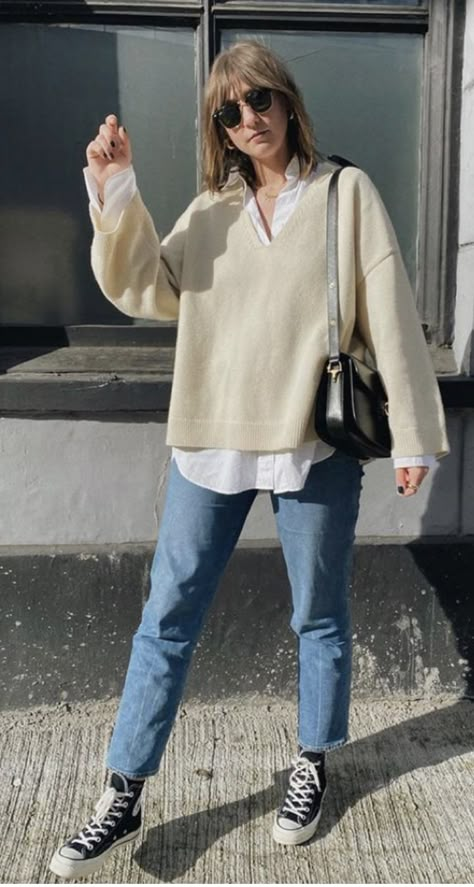 Stylish Layered Outfits, Sailor Sweater Outfit, Dublin Street Style Ireland, Europe Fashion 2023, English Autumn Outfits, Dublin Fashion Winter, Oslo Style Fashion, Dublin Spring Outfits, Ireland Style Outfits