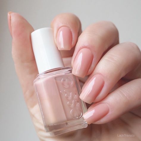 essie • not just a pretty face • das perfekte Nude Wedding Nail Polish, Nail Polish Hacks, Milky Nails, Nude Nail Polish, Essie Nail Polish, Popular Nails, Essie Nail, Pink Nail, Neutral Nails