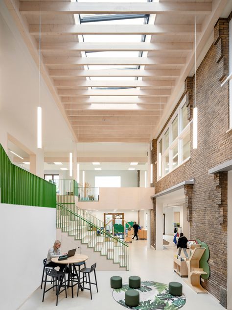 Gallery of School by a School / Studio Nauta + De Zwarte Hond - 3 School Interior, Education Architecture, School Building, Learning Spaces, School Architecture, Historic Buildings, Contemporary Architecture, School Design, Interior Architecture