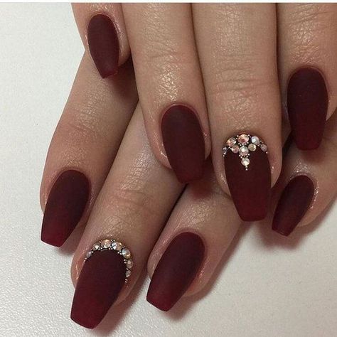 Oxblood Nails, Maroon Nail Art, Nails Maroon, Maroon Nail Designs, Nails Burgundy, Bridal Nails Designs, Manicured Nails, Maroon Nails, Bridal Nail Art