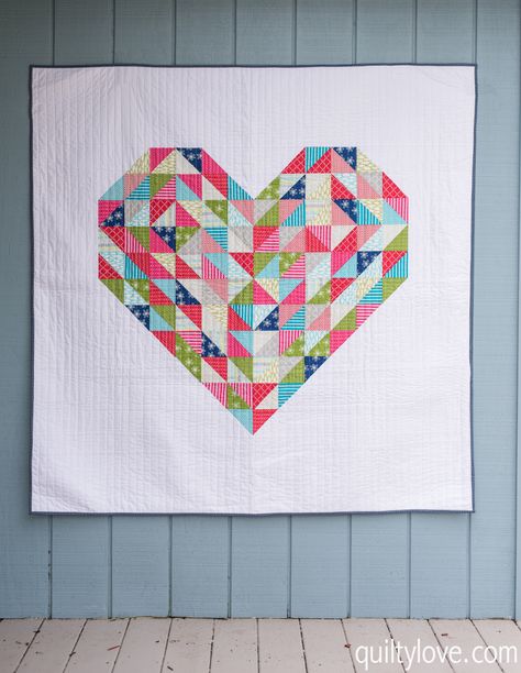 Hearts on Fire Quilt - Weekend Quilting Blog Hop - Quilty Love Fire Quilt, Quilt Heart, Quilty Love, Heart Quilt Pattern, Hearts On Fire, Quilt Modernen, Half Square Triangle Quilts, Triangle Quilt, Half Square Triangles