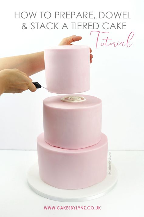 How to prepare, Dowel and stack a tiered cake or wedding cake Stacking Wedding Cake Layers, Tiered Cakes Wedding, Tiered Cake Support, How To Make A Stacked Cake, Tiered Cake Sizes, Two Tier Cake Sizes, How To Make A 3 Tiered Cake, How To Make A 3 Tier Cake, Stacking Cakes Tutorial