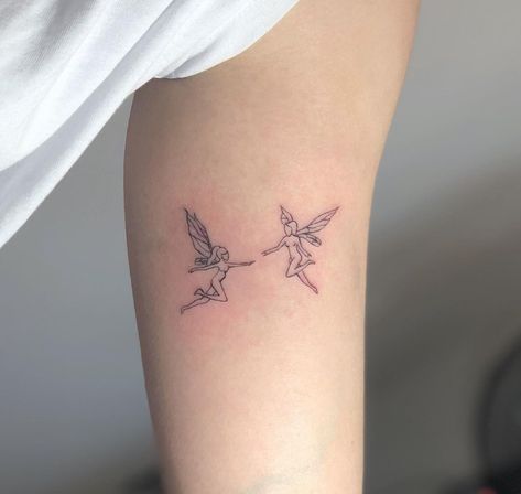 Chanti :) on Instagram: “fairy tat🧚🏼‍♂️✨ done on @anielle_gnk 💕 - - - - tags: #tattoo #finelinetattoo #fairytattoo #tattoos #fineline #smalltattoos #fairy…” Fairy Tattoos, On Tattoo, Tattoos Geometric, Fairy Tattoo, Classy Tattoos, Discreet Tattoos, Dainty Tattoos, Girly Tattoos, Subtle Tattoos