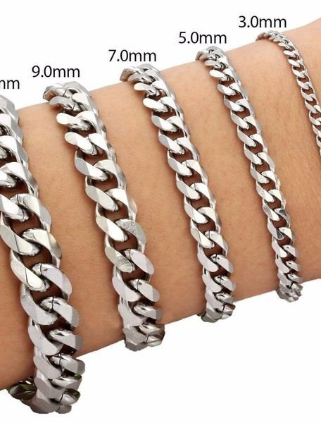 Hip Hop Mode, Cuban Bracelet, Football Gifts, Bracelet For Men, Cuban Link Chain, Mens Jewelry Bracelet, Bracelet Silver, Chains For Men, Steel Chain